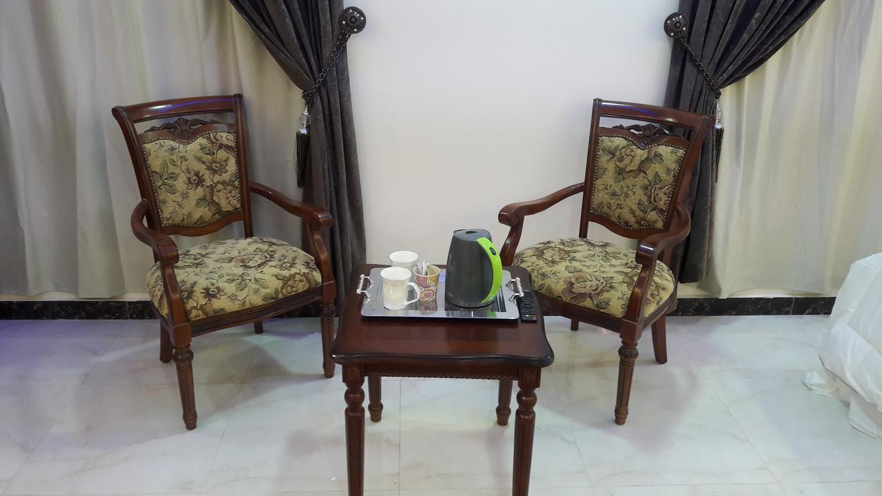 Ashbilia Suites อัลโคห์บาร์ ภายนอก รูปภาพ