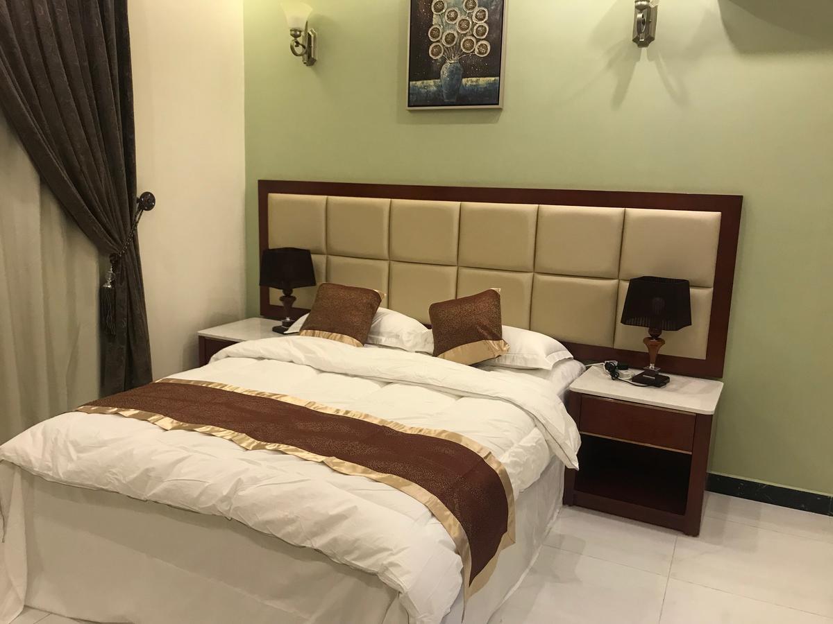 Ashbilia Suites อัลโคห์บาร์ ภายนอก รูปภาพ